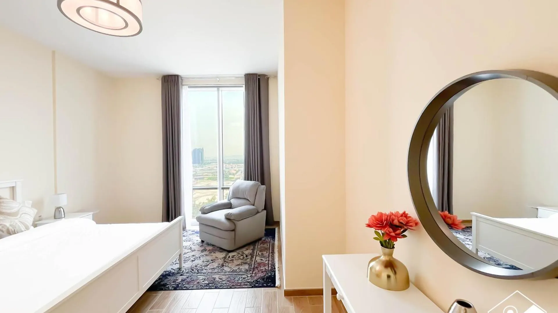 Business Bay 2Br In Amna Tower & Canal Views Dubai